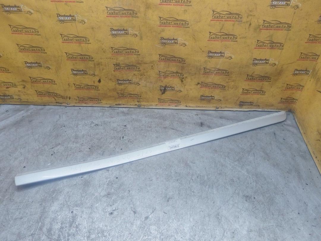 Молдинг двери передней правой 28IBHI Volvo S40 - Фото 1