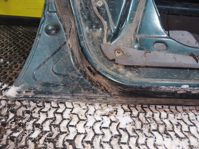 Дверь передняя правая 7SCV0Y Citroen Xantia купить с доставкой