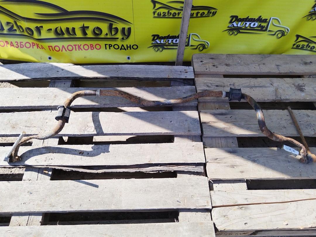 Стабилизатор подвески (поперечной устойчивости) передний RIATY2 Toyota Corolla Verso купить в магазине запчастей бу