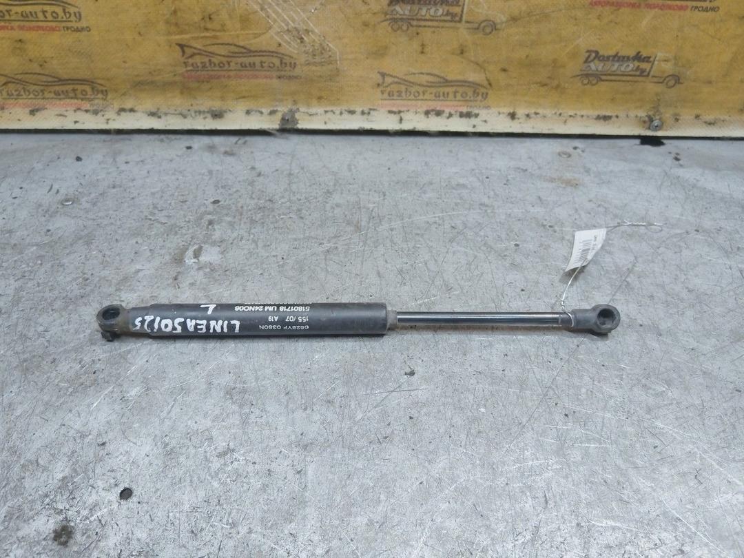 Амортизатор крышки багажника (3-5 двери) L095N6 Fiat Linea - Фото 3