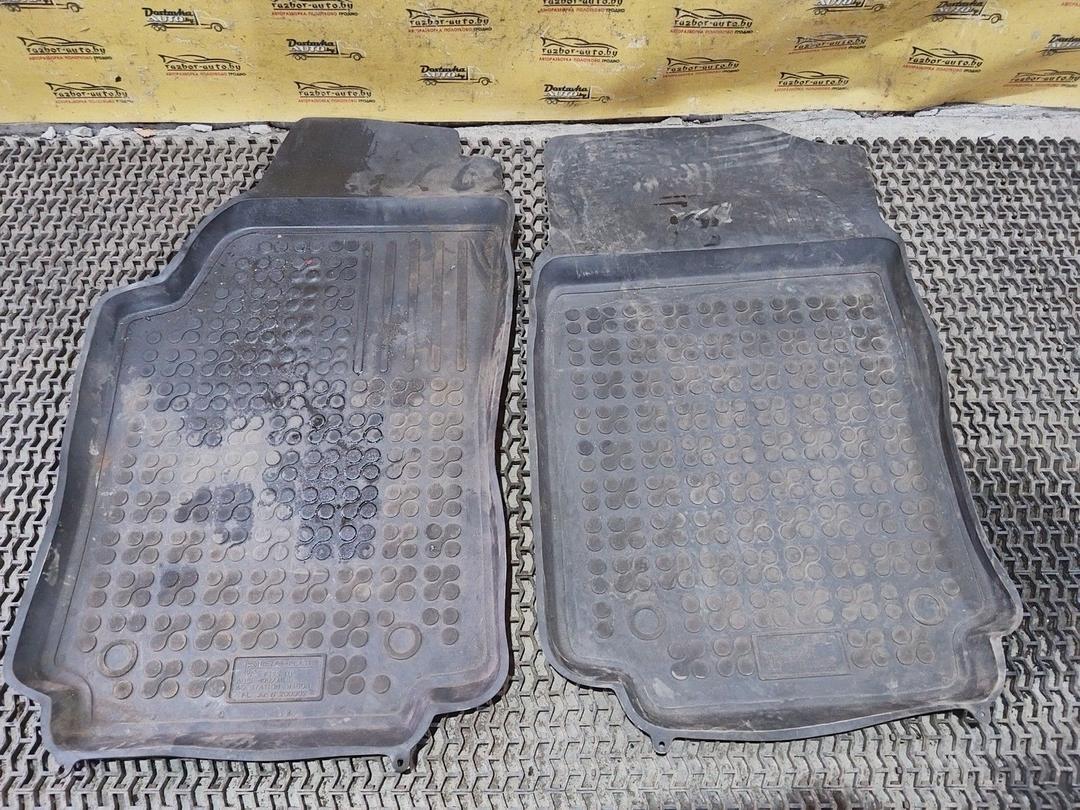 Коврики в салон BEV56V Audi 100 купить