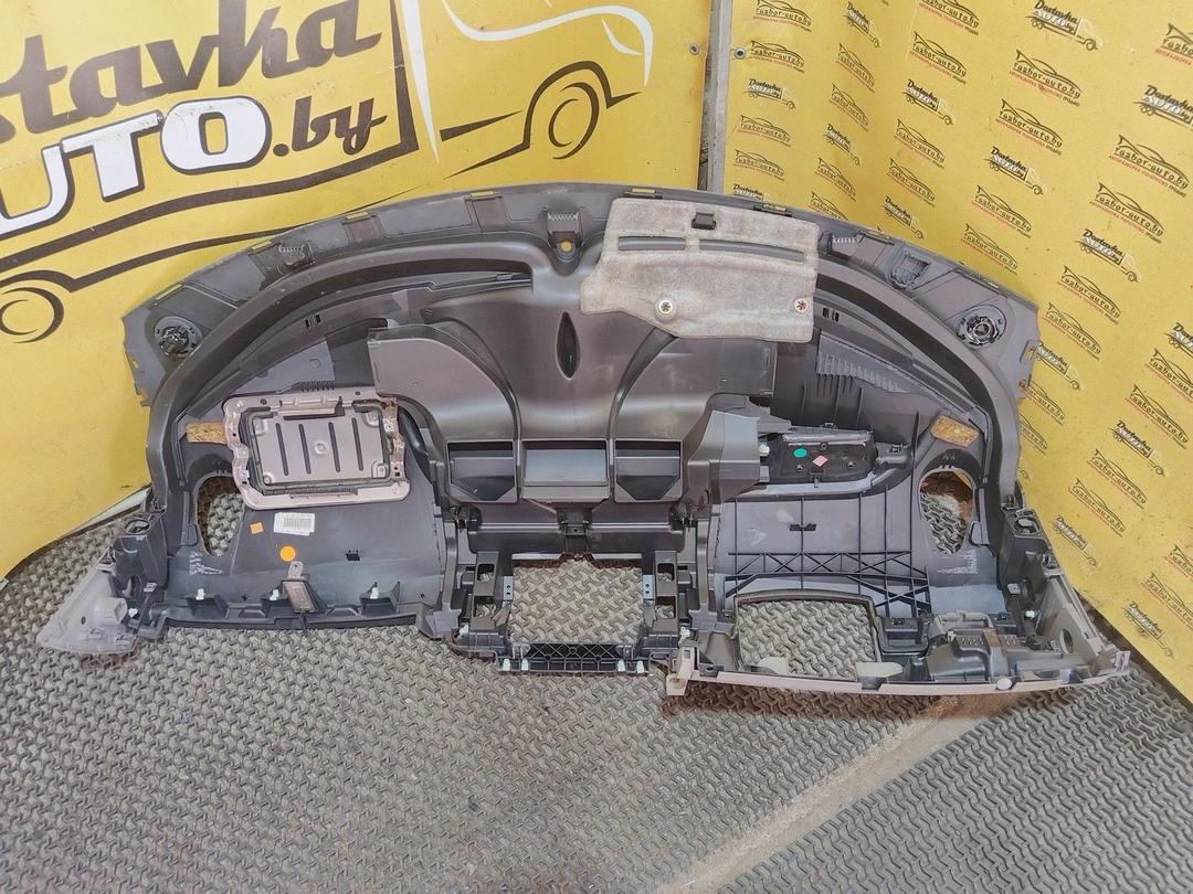 Панель передняя салона (торпедо) RJTIK2 Renault Scenic undefined