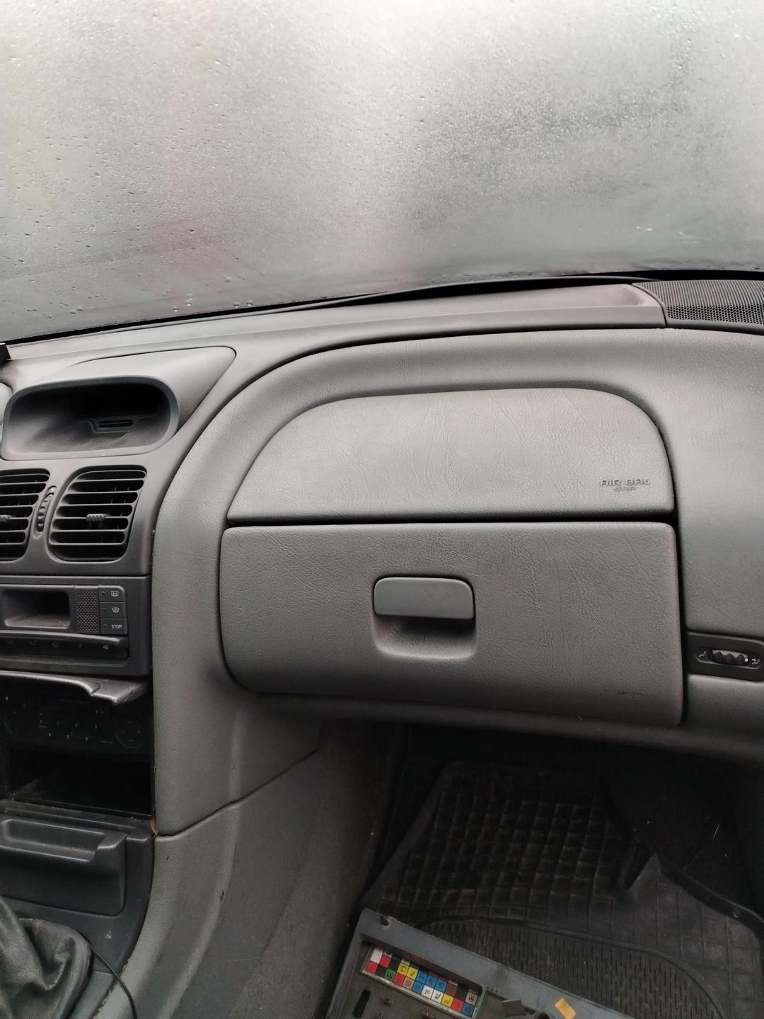 Бардачок QSZ0T2 Renault Laguna