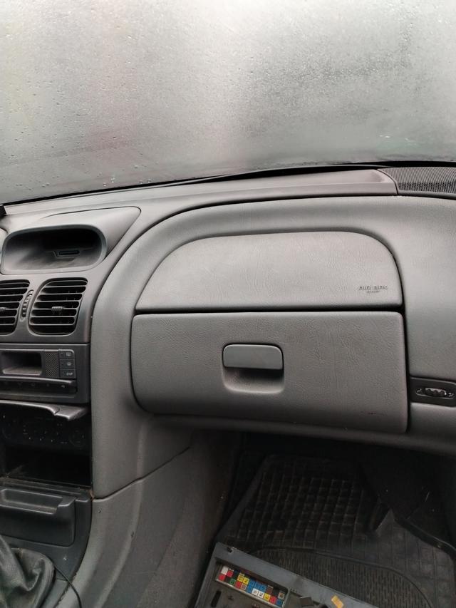 Бардачок QSZ0T2 Renault Laguna