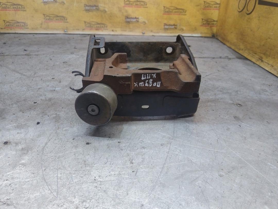 Кронштейн КПП 7J2Q2D Citroen Xsara Picasso - Фото 3