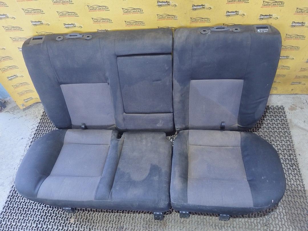 Салон (комплект сидений) 4NV0DV Volkswagen Golf undefined