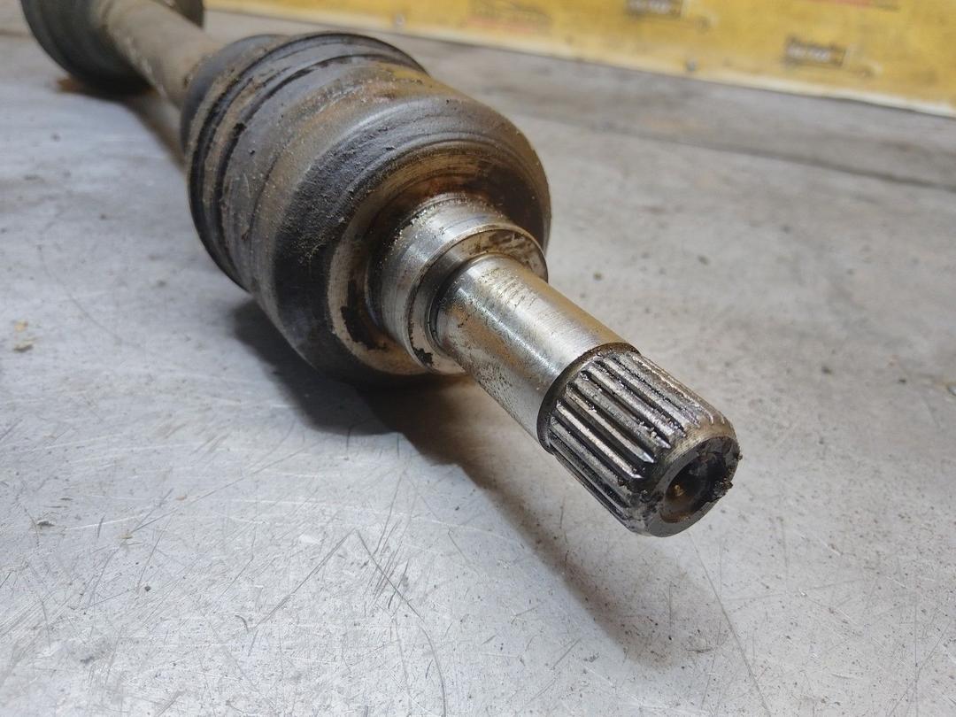 Полуось передняя левая (приводной вал, ШРУС) 6GZQEA Peugeot 406 купить с доставкой