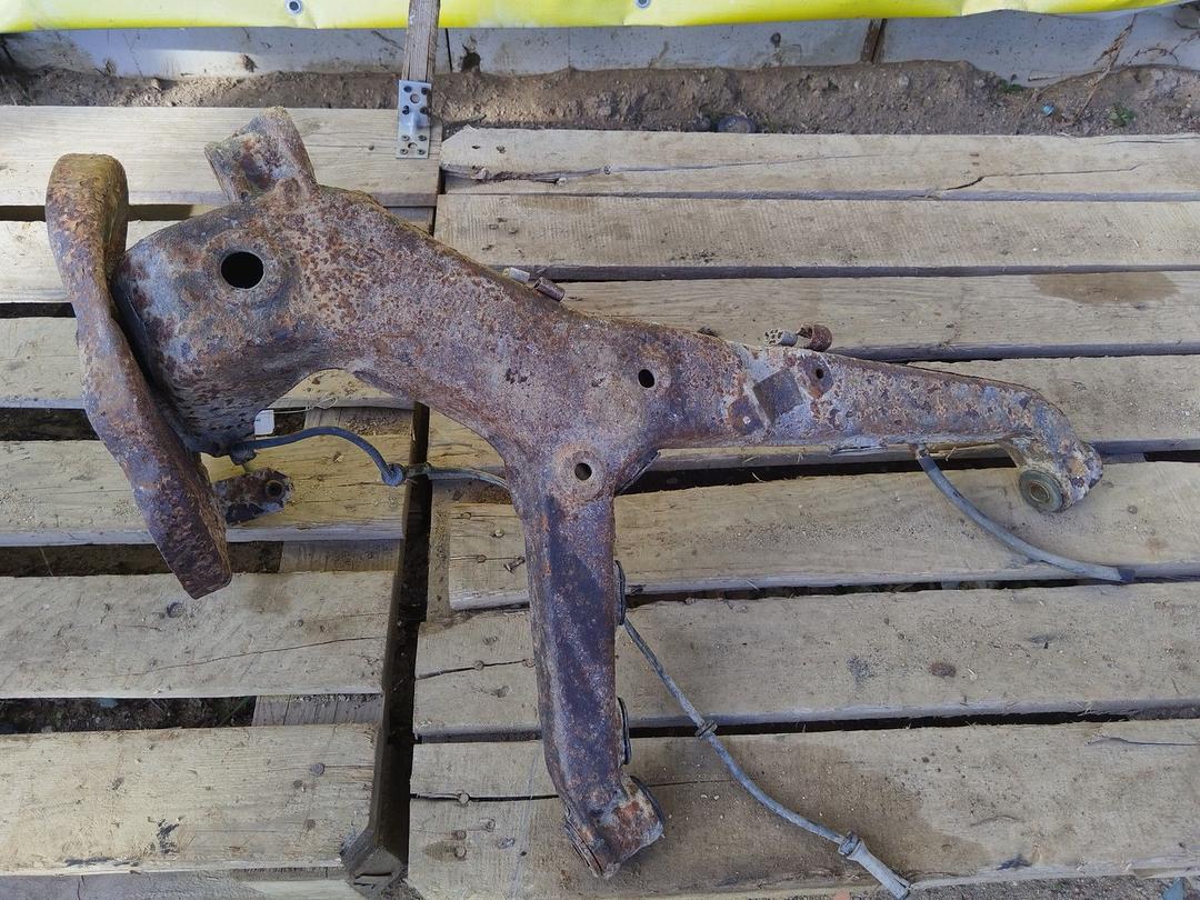 Рычаг задний правый T3Y3E8 Ford Galaxy купить с доставкой