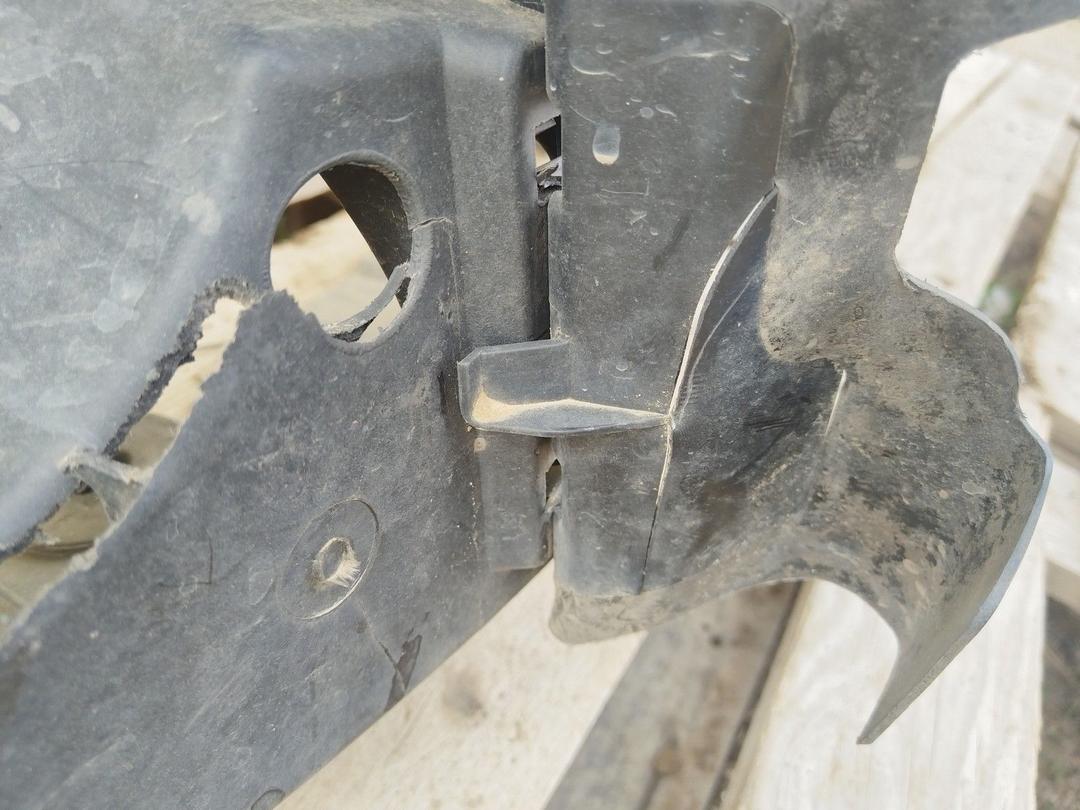 Передняя панель крепления облицовки (телевизор) 97WN5W Volkswagen Passat купить с доставкой