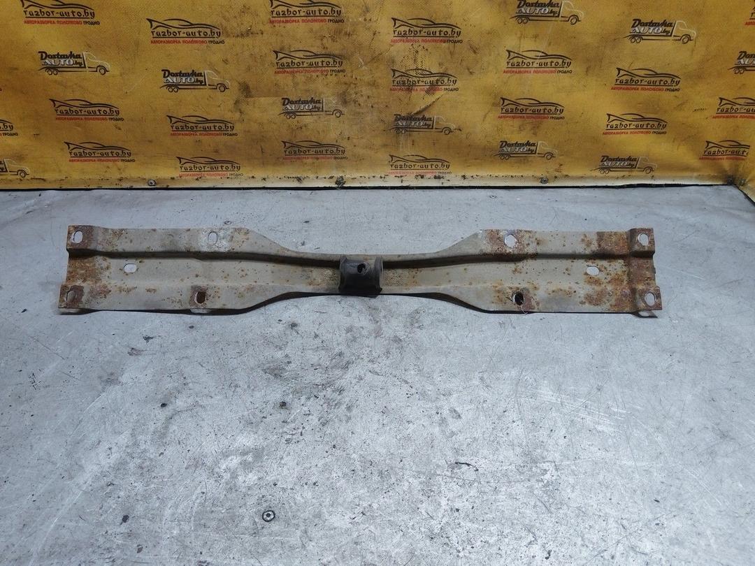 Кронштейн глушителя 1ZH7EG Skoda Fabia купить