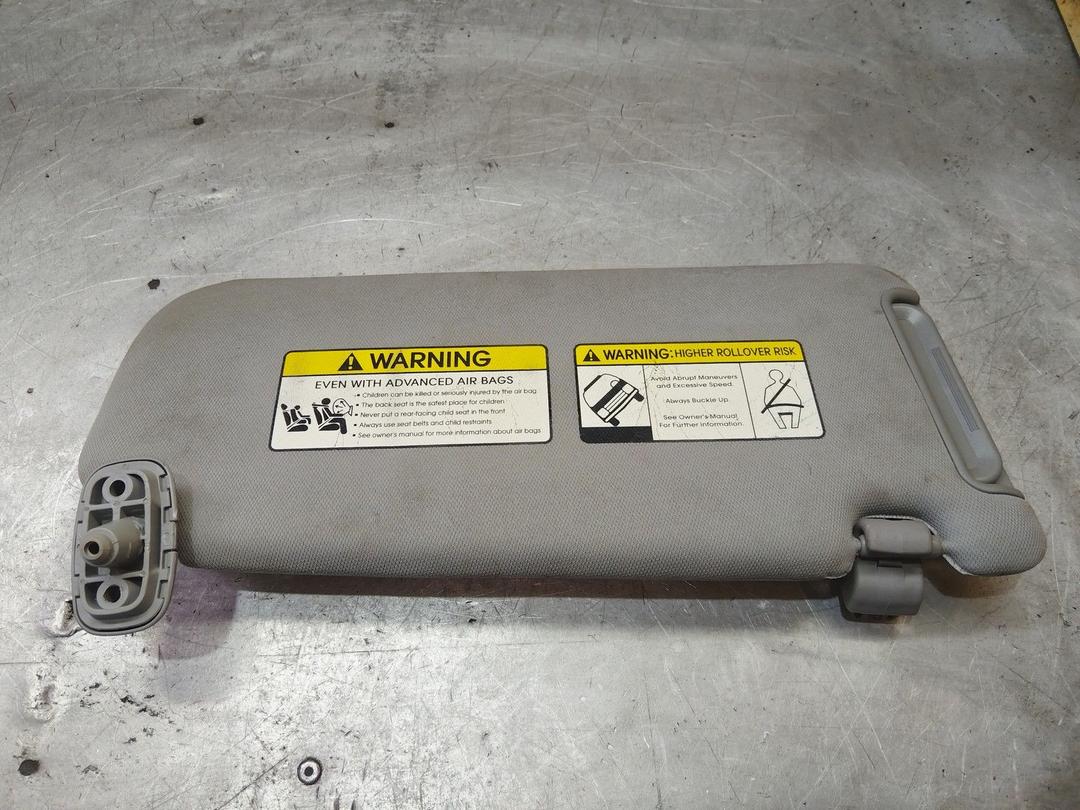 Козырек солнцезащитный HOC2R8 Kia Sorento купить с доставкой