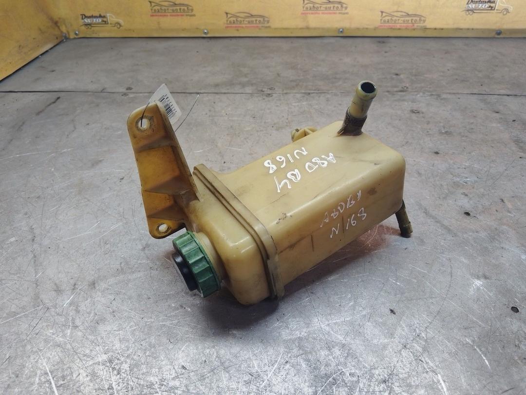 Бачок гидроусилителя S2W735 Audi 80