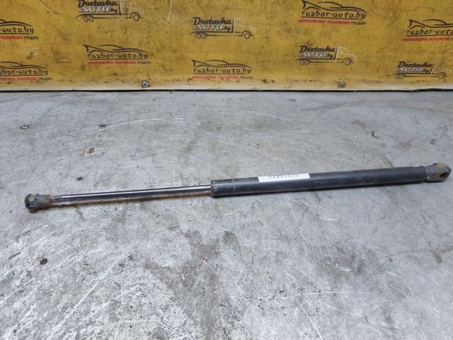 Амортизатор крышки багажника (3-5 двери) AUSA75 Toyota Corolla купить в магазине запчастей бу