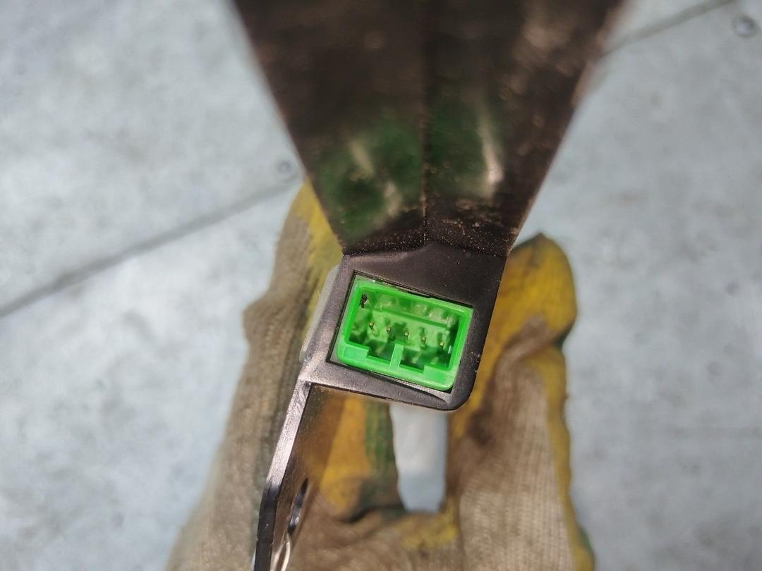 Стоп-сигнал KY262R Volvo V70 - Фото 4