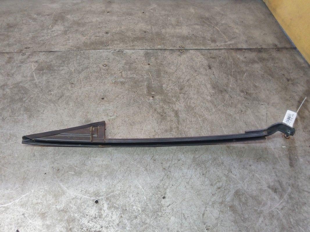 Направляющая стекла 1VQCSL Mitsubishi Space Star - Фото 2