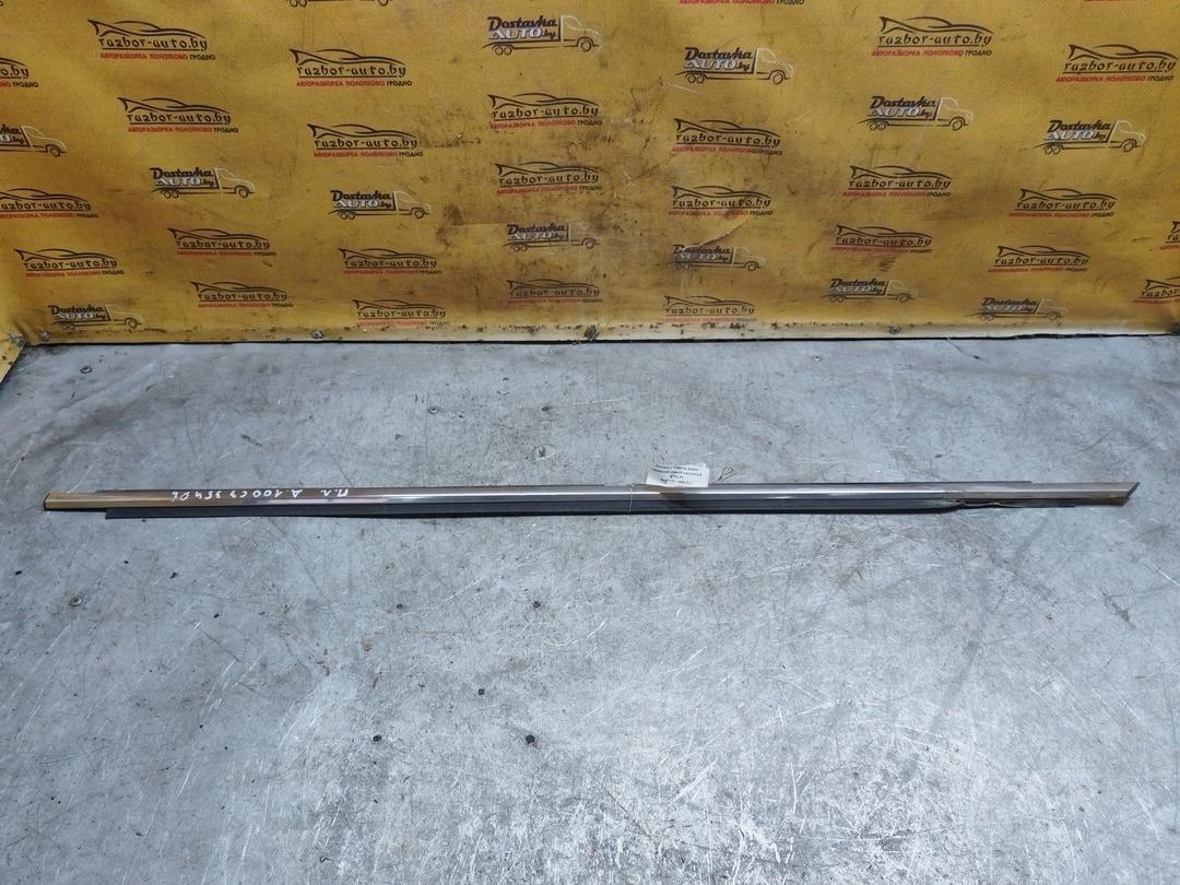 Молдинг стекла двери передней левой наружный E7ALPJ Audi 100