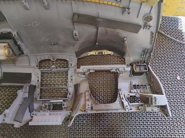 Панель передняя салона (торпедо) 6F64ZN Mazda Premacy undefined