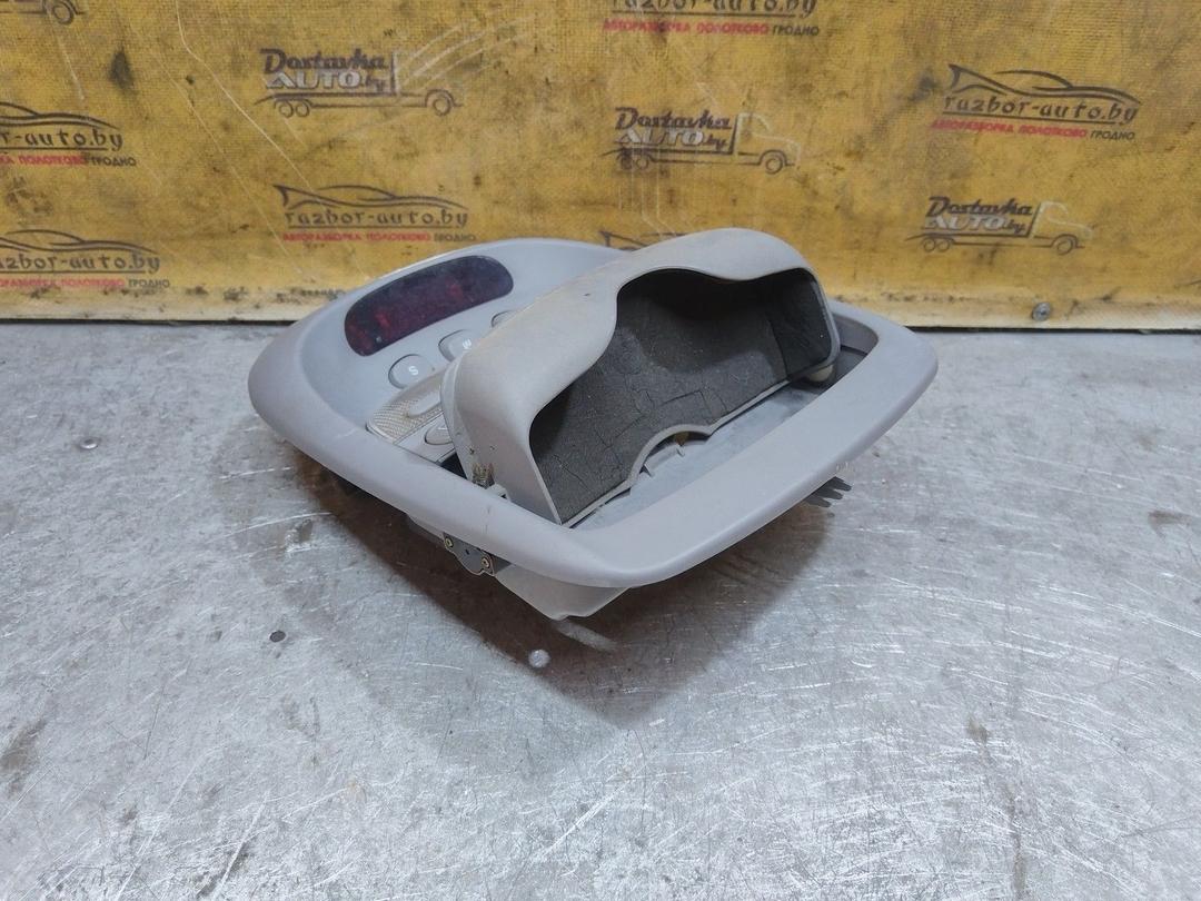 Фонарь салона (плафон) 03EM81 Kia Carnival купить с доставкой