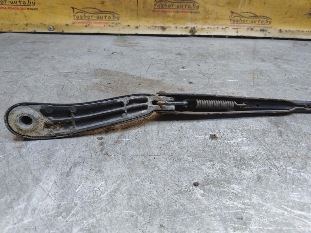 Щеткодержатель (поводок стеклоочистителя, дворник) 4Q3FIN Renault Laguna купить с доставкой