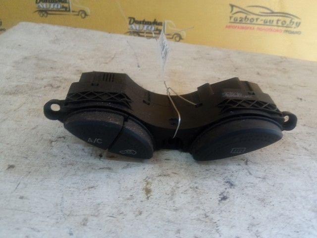 Кнопка подогрева заднего стекла VPYG4R Ford Focus купить