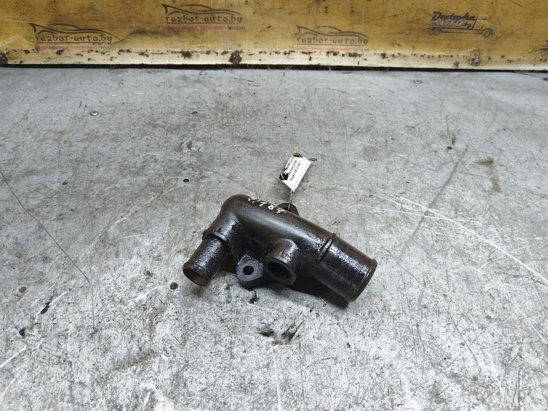 Фланец (тройник) системы охлаждения 2JM164 Peugeot 406 - Фото 1