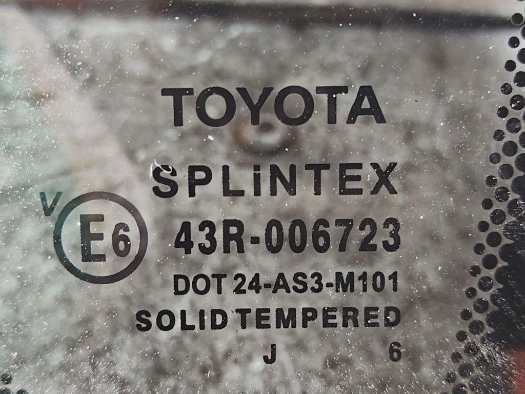 Стекло кузовное боковое правое 5IUC37 Toyota Corolla Verso - Фото 3
