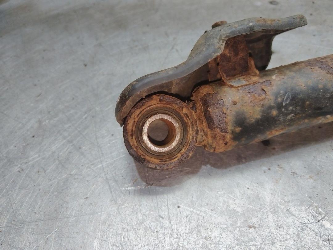 Амортизатор задний левый R741WY Kia Sorento - Фото 2