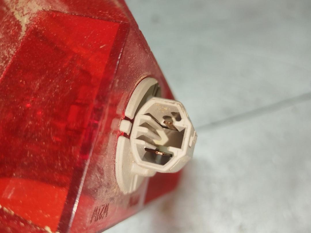 Стоп-сигнал 1E9320 Mazda 6 купить в магазине запчастей бу