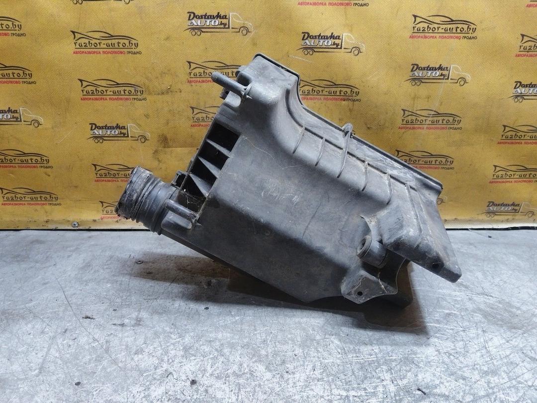 Корпус воздушного фильтра 98I7AK Mercedes A W168 купить на авторазборке