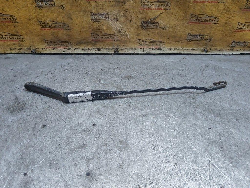 Щеткодержатель (поводок стеклоочистителя, дворник) 53944K Opel Astra - Фото 1