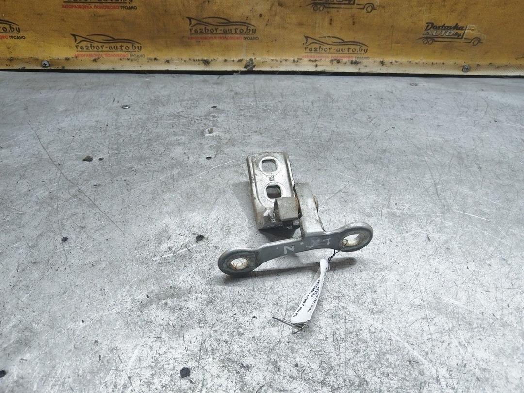 Петля двери передней левой F33AS1 Opel Vectra - Фото 4