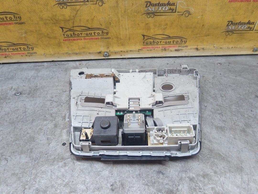 Фонарь салона (плафон) XVK967 Mercedes C W202 купить в магазине запчастей бу