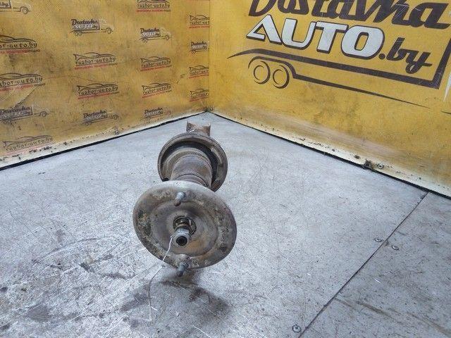 Амортизатор передний левый RWMPH3 Volkswagen Passat купить