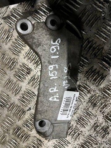 Кронштейн двигателя HUS1HL