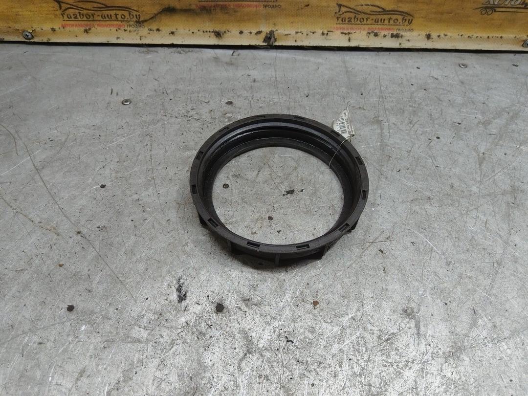 Кольцо зажимное топливозаборника 07MWA0 Renault Laguna купить в магазине запчастей бу