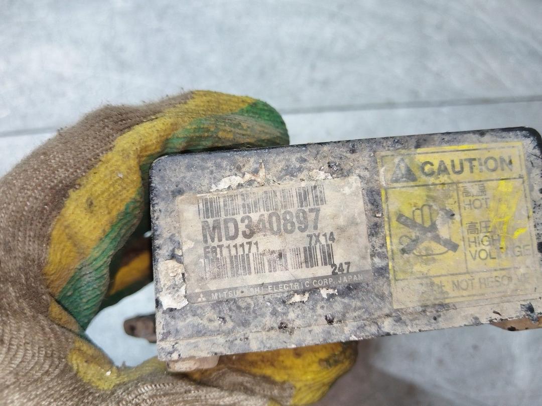 Блок управления форсунками LASB2G Mitsubishi Carisma купить в магазине запчастей бу