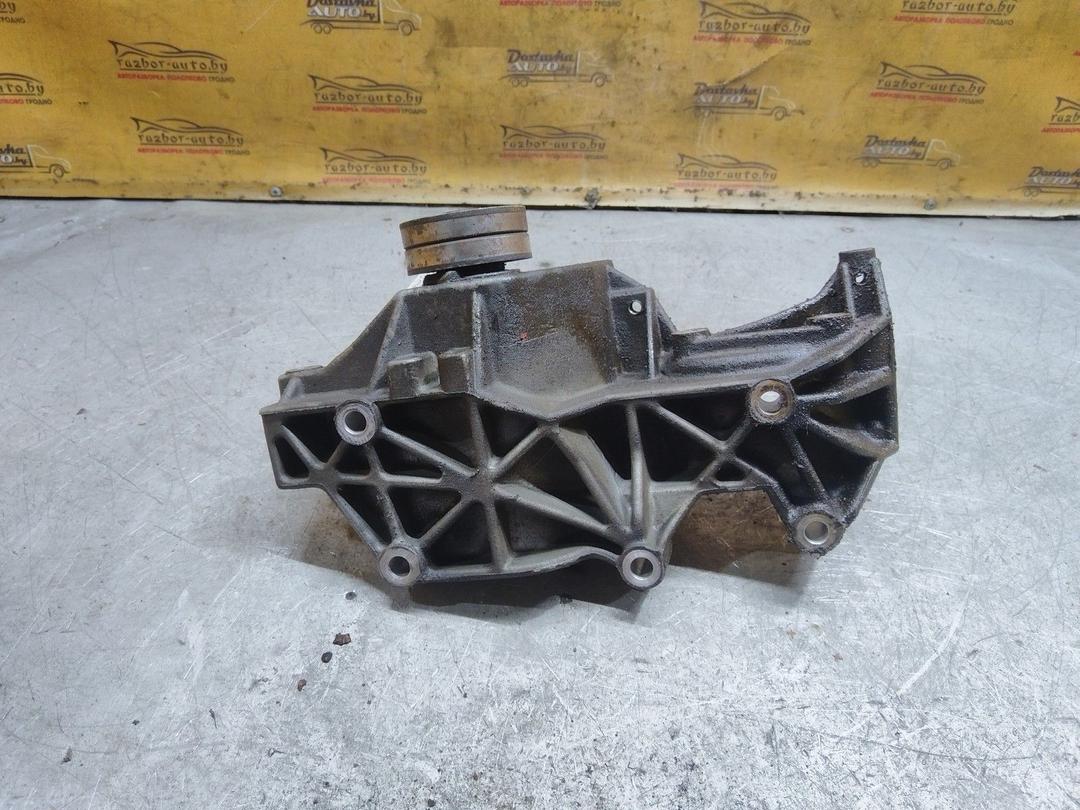 Кронштейн генератора GABDFL Renault Scenic купить в магазине запчастей бу
