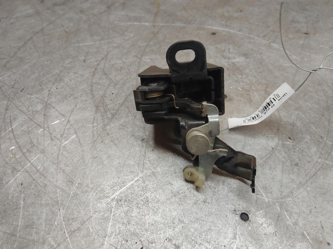 Замок двери задней правой TQ3FLR Volkswagen Caddy купить с доставкой