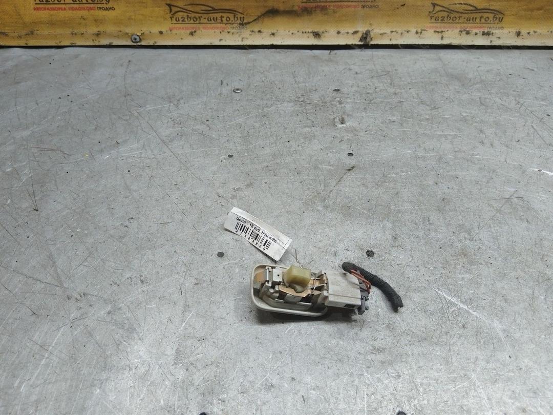 Фонарь салона (плафон) F6W517 Volkswagen Sharan купить