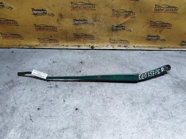 Щеткодержатель (поводок стеклоочистителя, дворник) 5W4EUD Daewoo Nubira