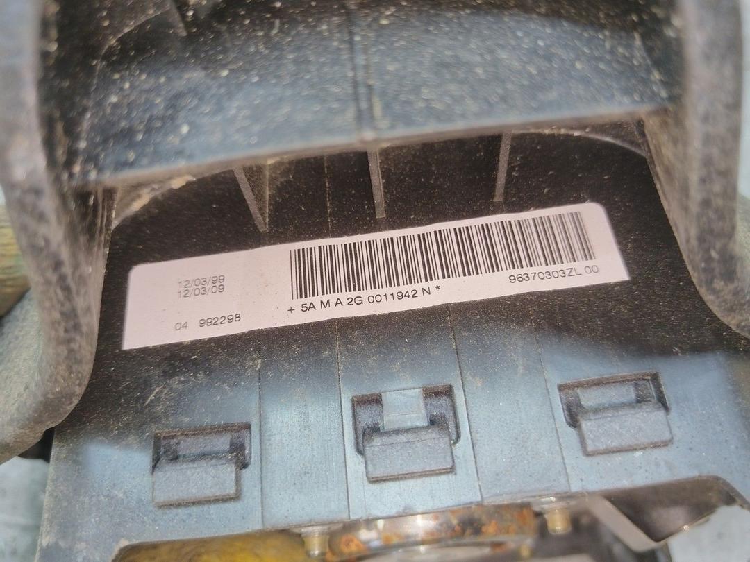 Подушка безопасности водителя Y4CQT7 Peugeot 306 - Фото 4