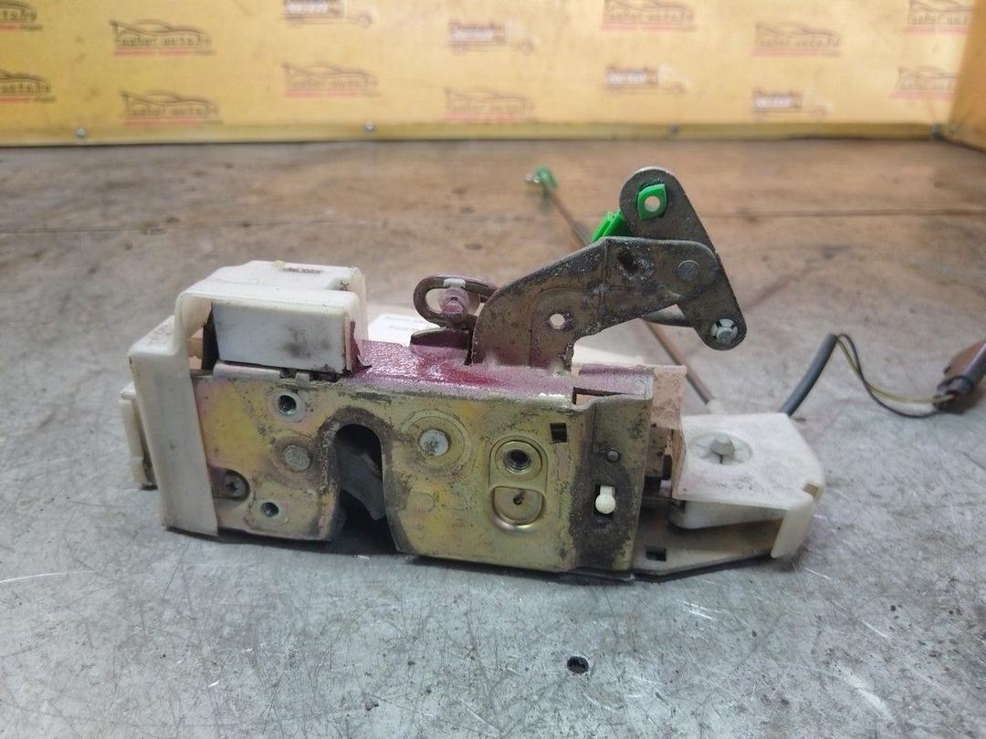 Замок двери задней правой 6DZ4OR Ford Mondeo