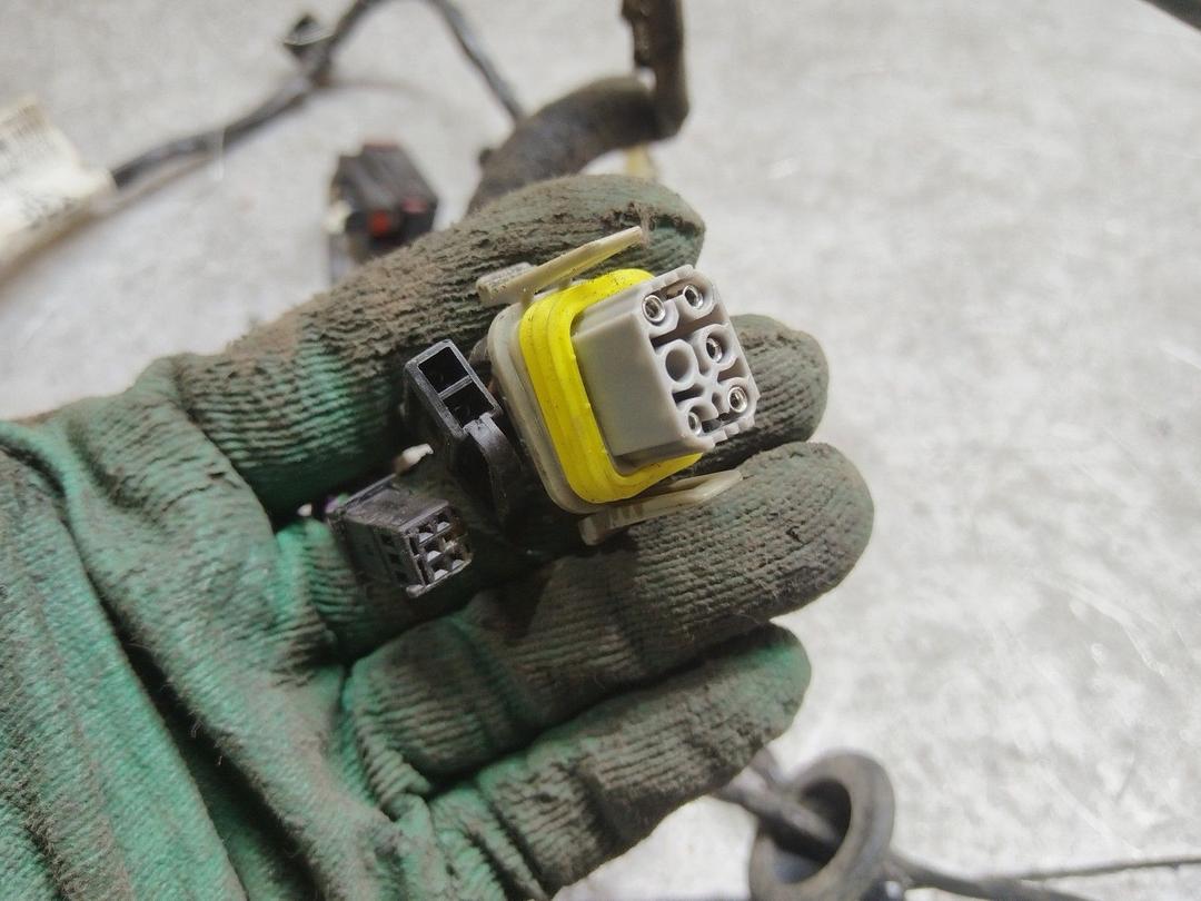 Проводка двери задней правой 21FGST Opel Zafira купить на авторазборке