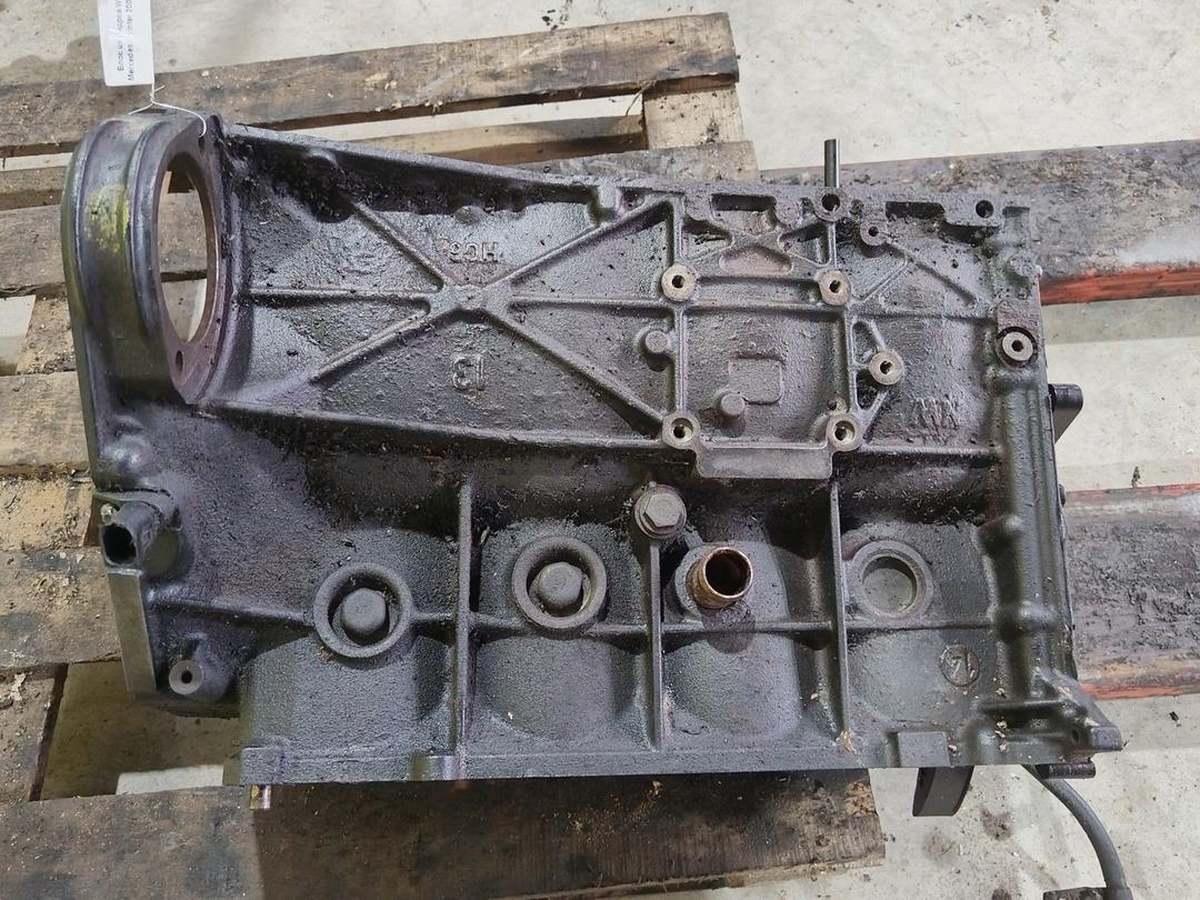 Блок цилиндров W404CR Mercedes Sprinter