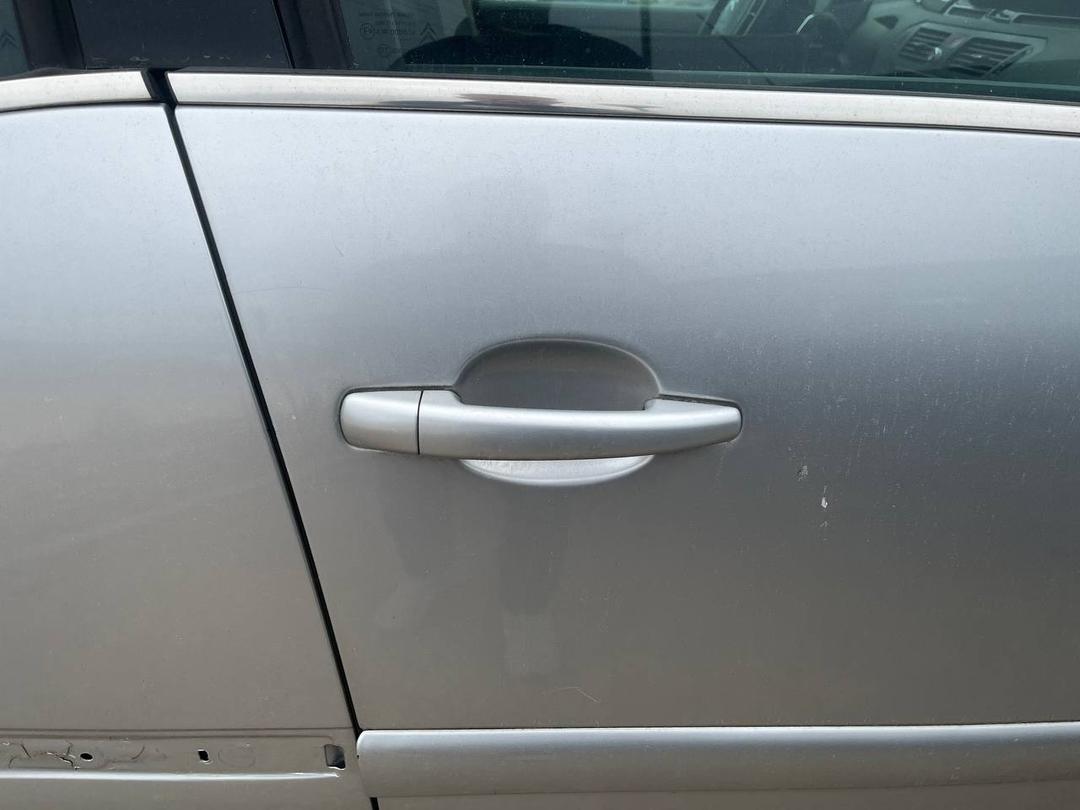 Ручка наружная задняя правая DSJ0B0 Citroen C4 Picasso