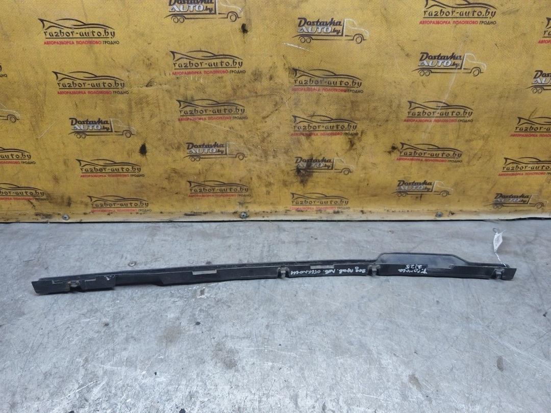 Водосток капота 5Y8LU9 Toyota Corolla купить с доставкой