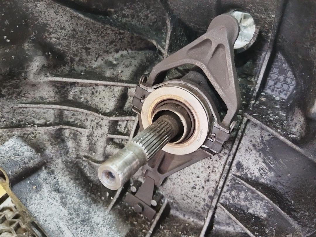 КПП механическая (МКПП) 5-ступенчатая N5942R Audi 100 купить в магазине запчастей бу