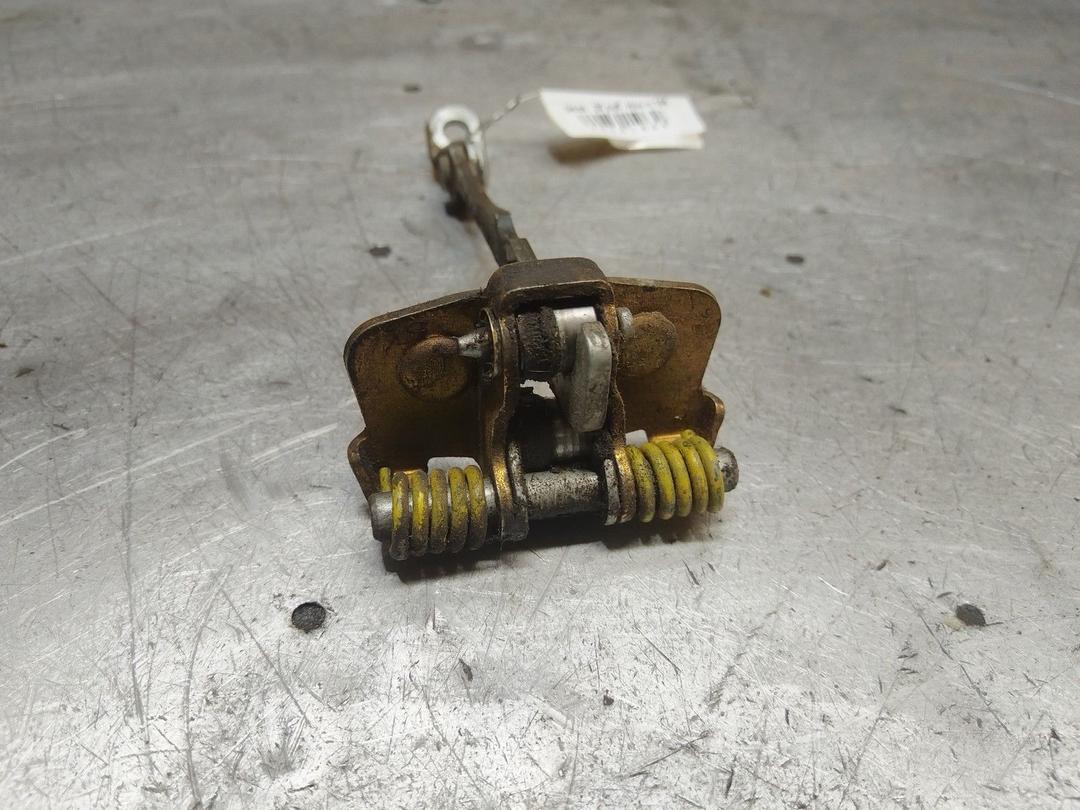 Ограничитель открывания двери задней I3677D Renault Scenic купить в магазине запчастей бу