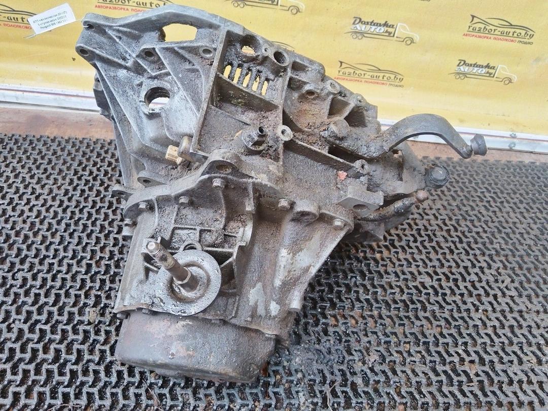 КПП механическая (МКПП) 5-ступенчатая D83D83 Peugeot 605 undefined
