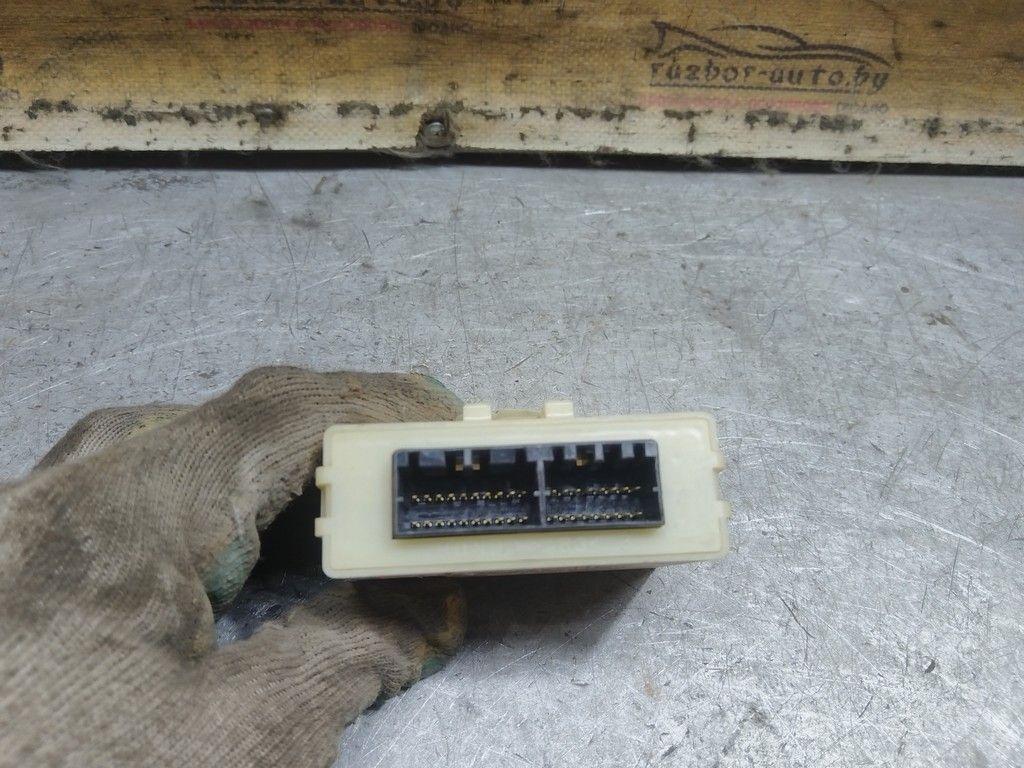 Блок управления центральным замком JBASG9 Honda FR-V - Фото 2